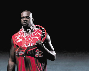 06年巅峰科比到底有多强？ 三节62分，单场81分！得分如庖丁解牛！（2006巅峰科比到底有多强？三节62分、单场81分，得分如砍瓜切菜）