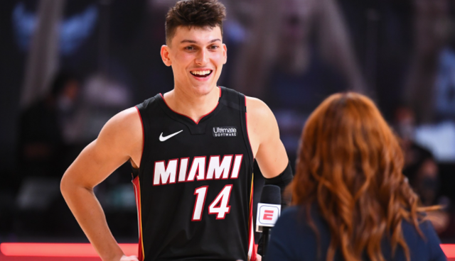 罗伯逊：制胜点球确实有点勉强，希望能继续与萨拉赫并肩作战（罗伯逊：那粒制胜点球略显牵强 仍盼与萨拉赫并肩作战）