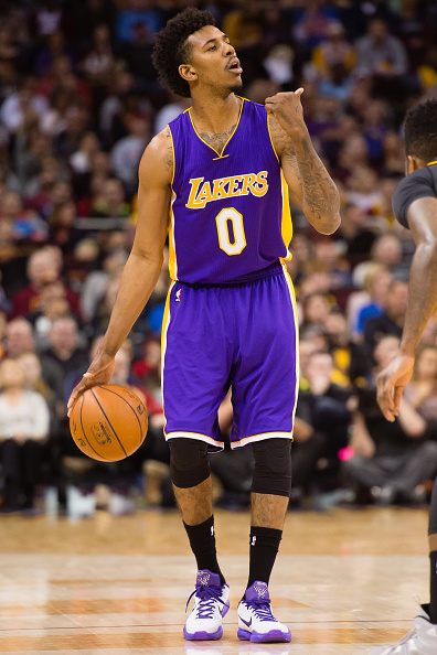 弟媳：外界对内马尔的评价很多时候不公，只会提过去那些争议（弟媳直言外界对内马尔多有不公，总揪着旧争议不放）